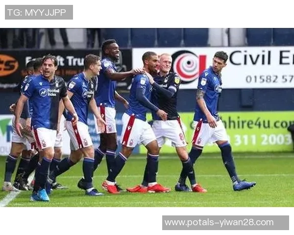 卢顿与韦康比的精彩对决揭示英冠联赛的竞争魅力与球队实力较量 卢顿与韦康比的精彩对决揭示英冠联赛的竞争魅力与球队实力较量