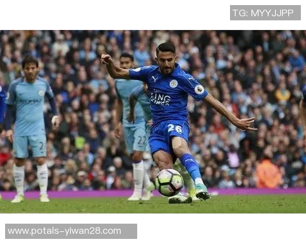 曼联与莱斯特城比赛裁判表现分析及争议判罚回顾